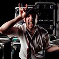 AIRGUS, champion de Belgique d'Air Guitar 