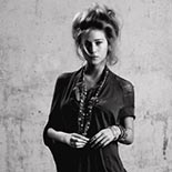 SELAH SUE: «En coulisses, je me comporte parfois comme une véritable groupie. Gênant!»